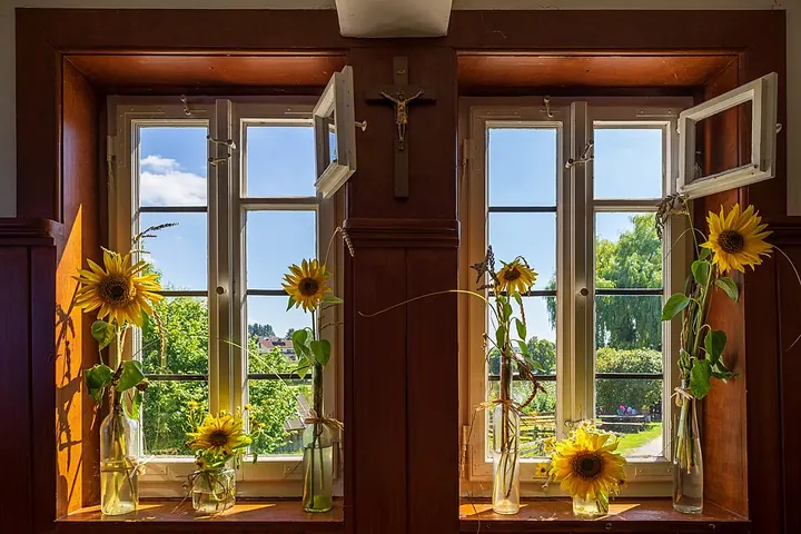 Casement window with hinged sash, second view